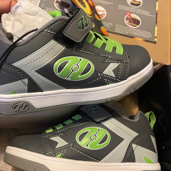 Brand new in box - Picture 3 of 4